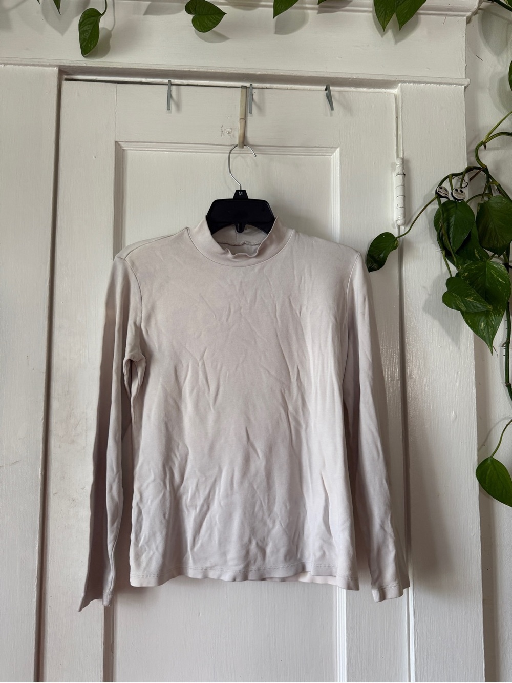 Orvis Cream Mock Neck Long Sleeve Top size M